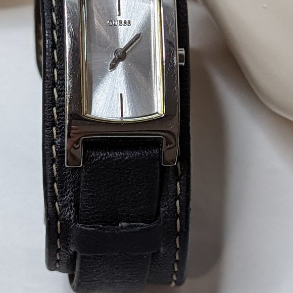 Genuine Women Guess Watch Vintage Rectangular Leather Band Watch Working - Picture 10 of 10